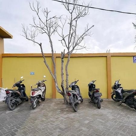 Reddoorz Near Ekowisata Mangrove Belawan Hotel Buitenkant foto